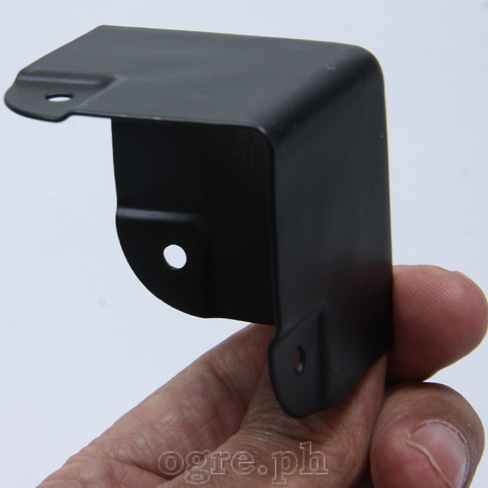 FN03-B Flight Case Medium Flat Corner w/ Offset, 3 holes 50 x 50 mm, Black, Set of 4