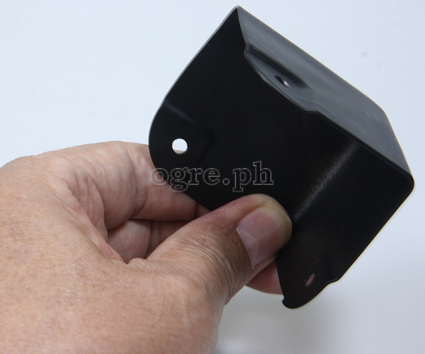 FN03-B Flight Case Medium Flat Corner w/ Offset, 3 holes 50 x 50 mm, Black, Set of 4
