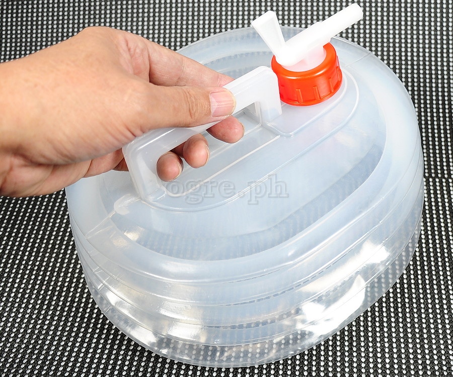 HL181 Collapsible Water Carrier 5 quarts (4.73 liters)