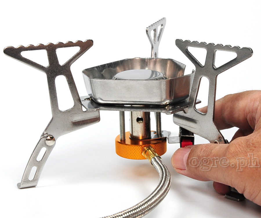 15S129 3500W Folding Windproof Camping Stove (Remote Cannister Type)