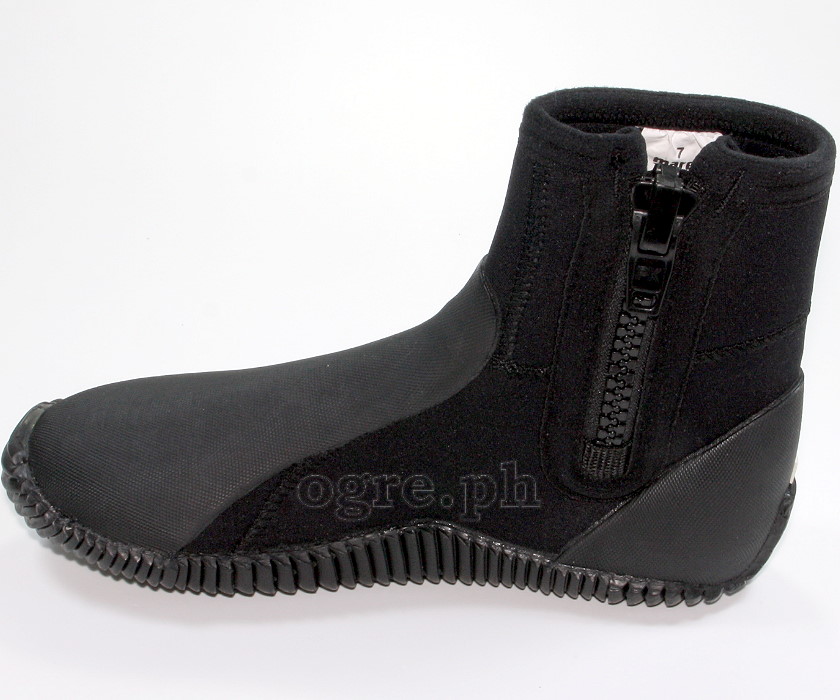 412619 Classic 5mm High Cut Dive Boot