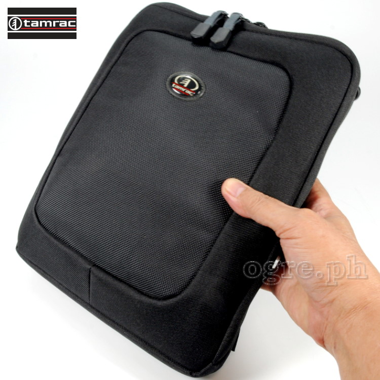 5722 Zuma 2 Camera / Tablet Shoulder Bag