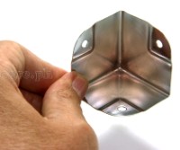 FN04 Flight Case Small Flat Corner w/ Offset, 3 holes 40 x 40 mm, Chrome, Set of 4