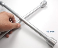 15079 Cross Rim Wrench 355mm (14”)