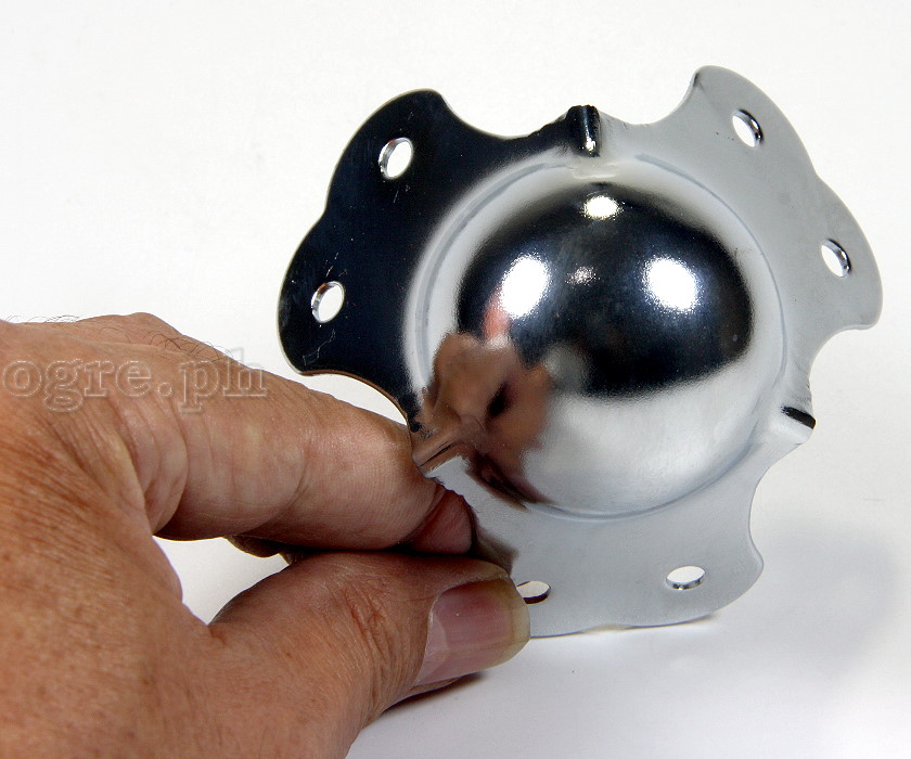 BC02 Flight Case Medium Ball Corner, 6 Holes, 65*53mm, Chrome, Set of 4