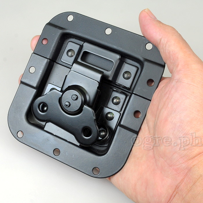 BL02E-LB Flight Case Medium Butterfly Latch, w/ Offset w/ Padlock Hook, 105 x 112mm Black
