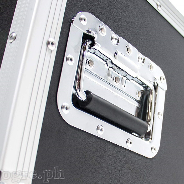 H02B Flight Case Medium Recessed Handle with Rubber Grip, 162 x 108mm, 10mm Recess, Chrome