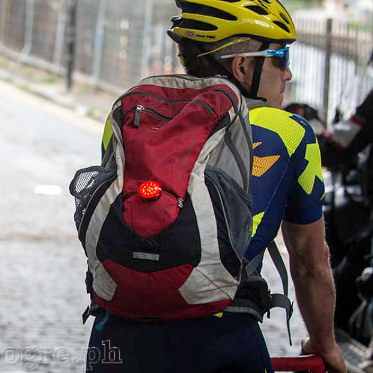 SL-WA10 Wearable Mini Safety Light