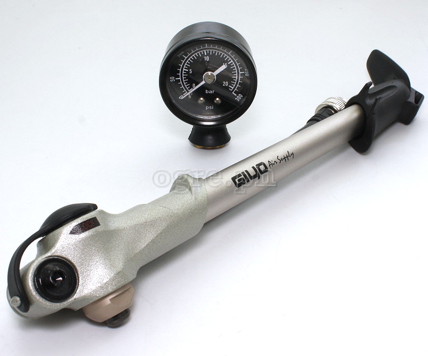GS-03 Shock Pump with Removable Gauge