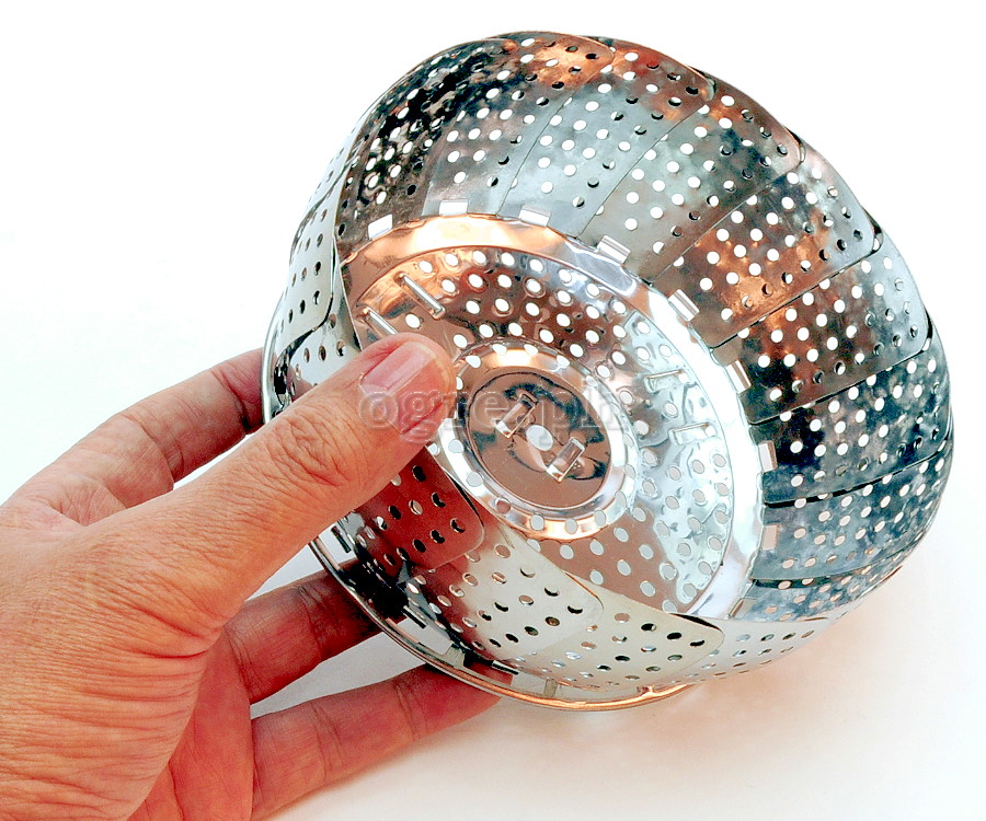 RF-3117 Collapsible Stainless Steel Steamer / Drainer Basket