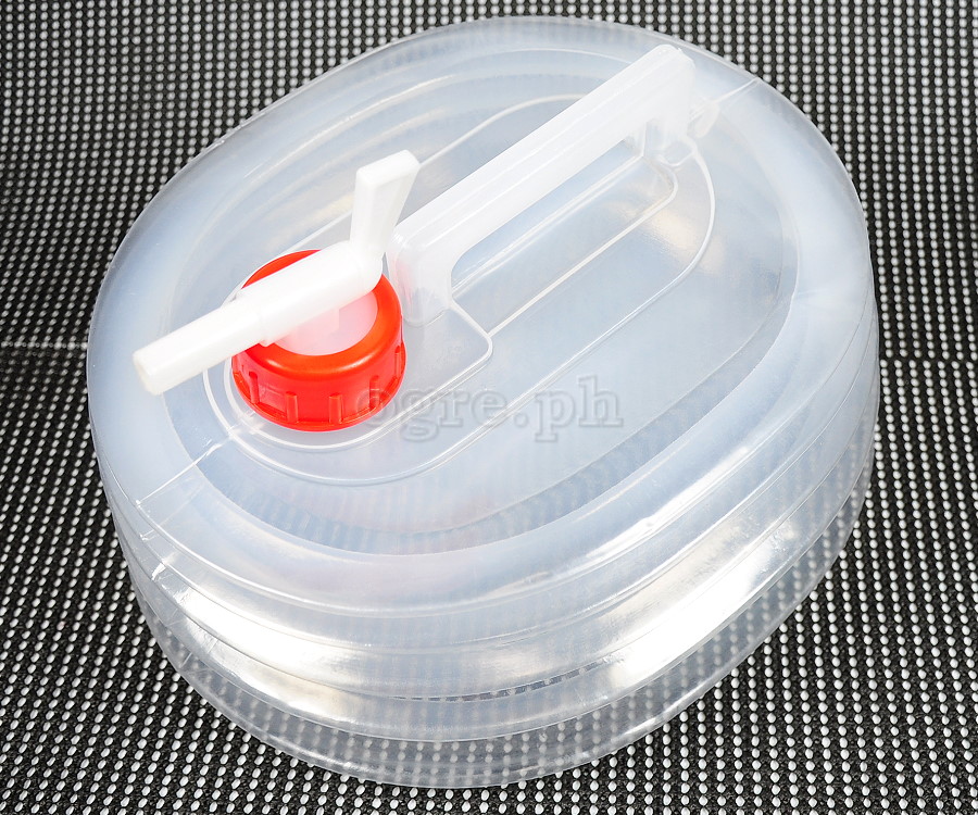 HL181 Collapsible Water Carrier 5 quarts (4.73 liters)