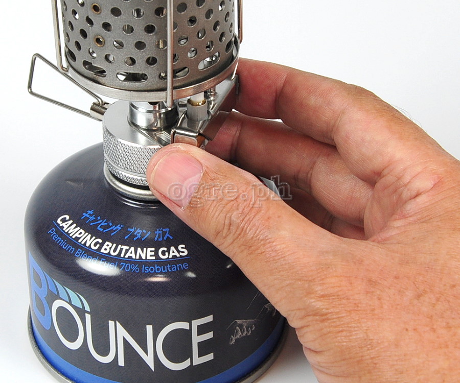 BL300-F2 Portable Butane Gas Lantern with Metal Lampshade