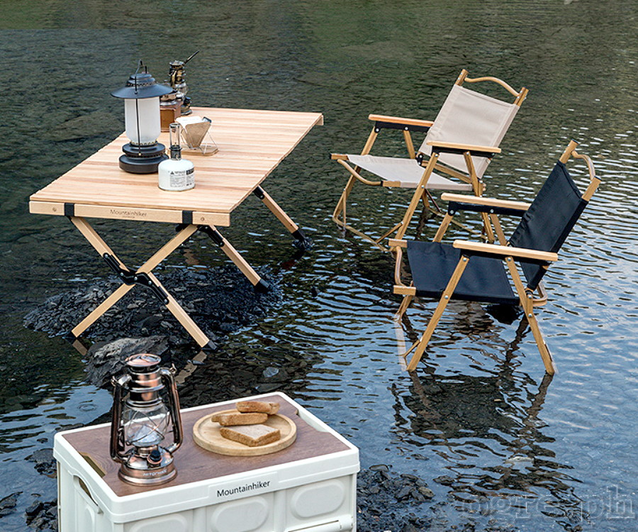 LY-023-L Aluminum Folding Chair with Arm Rest and Wood Grain Frame (Large 54x54x78cm)
