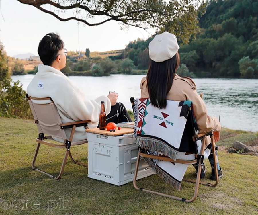 LY-023-S Aluminum Folding Chair with Arm Rest and Wood Grain Frame (Small 52x43x62cm)