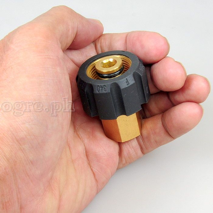 PWA-08 Metric M22 Female Twist Connector to 1/4 BSP Female Adapter