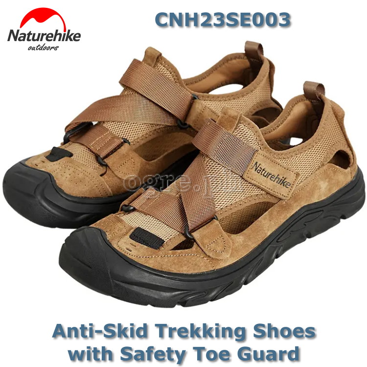CNH23SE003 Anti-Skid Flat Trekking Shoes with Safety Toe Guard