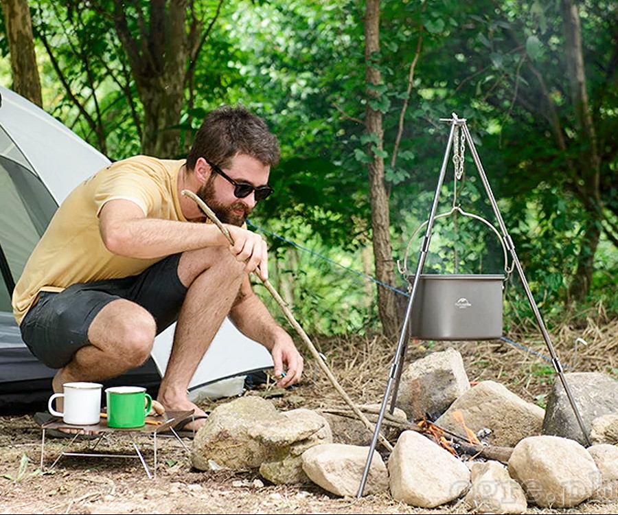 NH17S00S-G Lightweight Outdoor Cooking Tripod