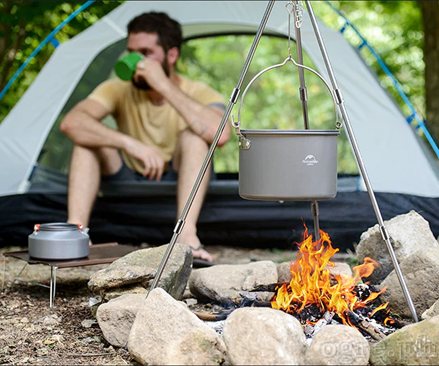 NH17S00S-G Lightweight Outdoor Cooking Tripod