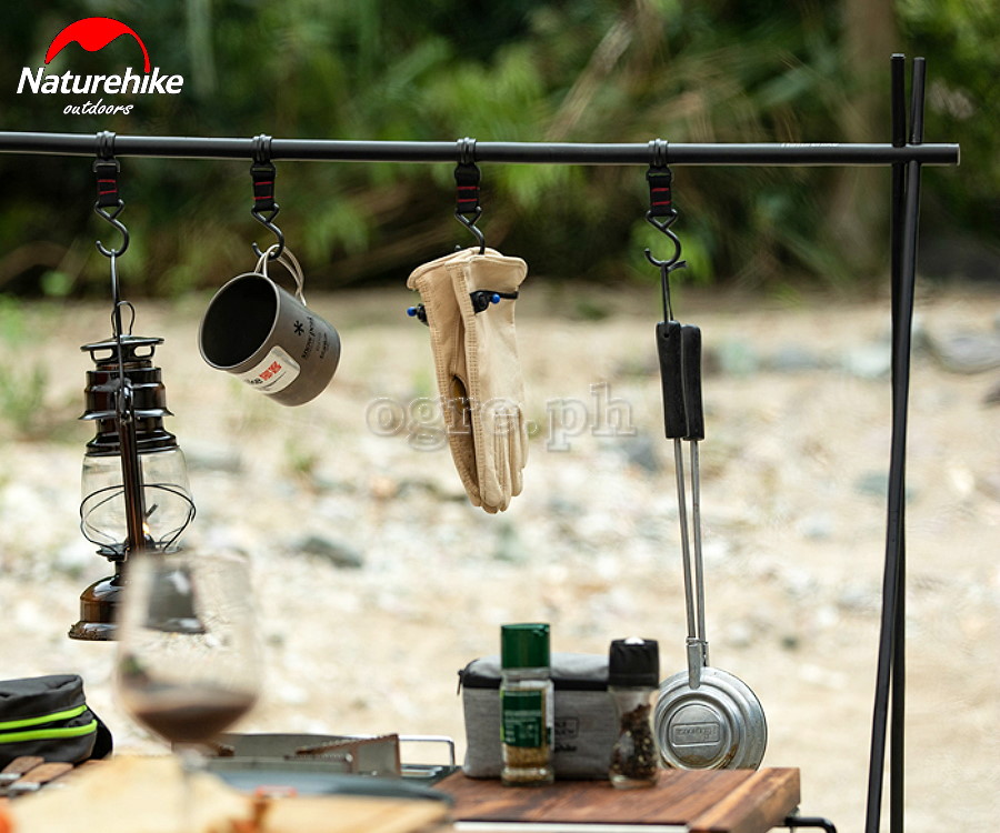 NH19BJ083 Pack of 4 pcs Rack Hooks / Hanging Holders for Pipes / Poles