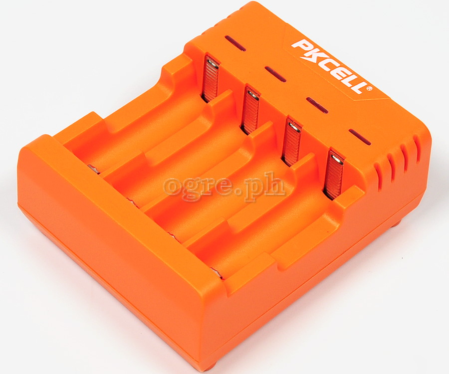 8146 PK- USB Fast Charger for Ni-MH/Ni-Cd AA/AAA Rechargeable Batteries