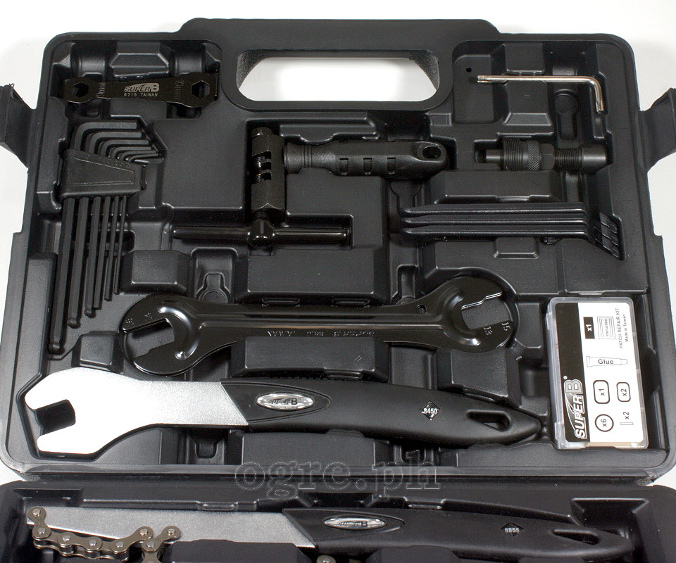 93500 26 pcs Bike Tools Set