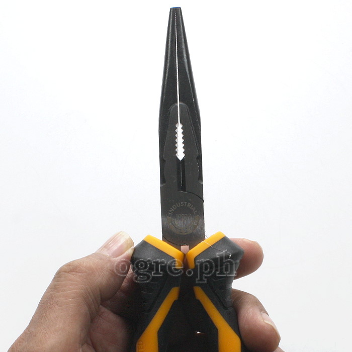 10022 Industrial Long Nose Pliers 200mm (8”)
