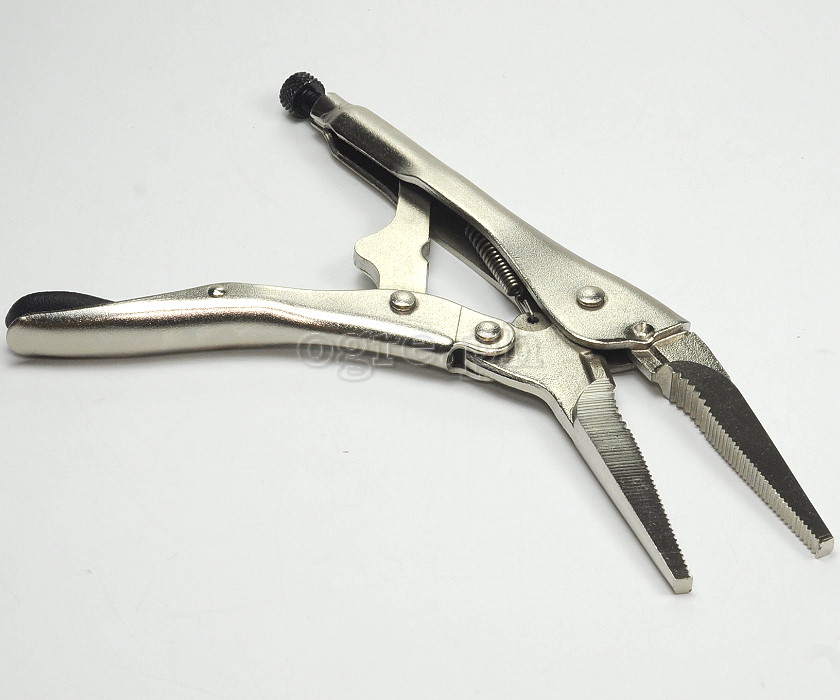 10053 Industrial Locking Pliers Long Nose 230mm (9”)