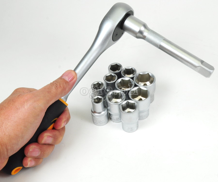 15152 12pcs 1/2″ Ratchet Handle With Sockets Set