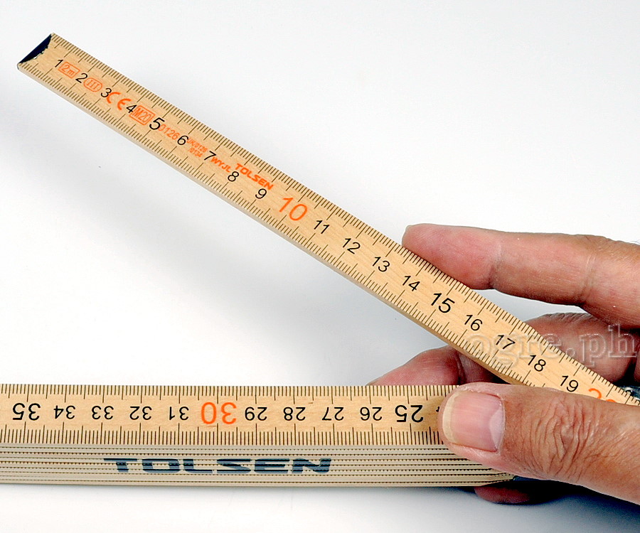 35046 Folding Wood Metric Ruler 2m