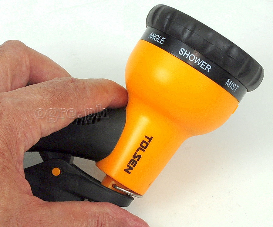 57100 8 Pattern Nozzle with Soft Trigger Handle