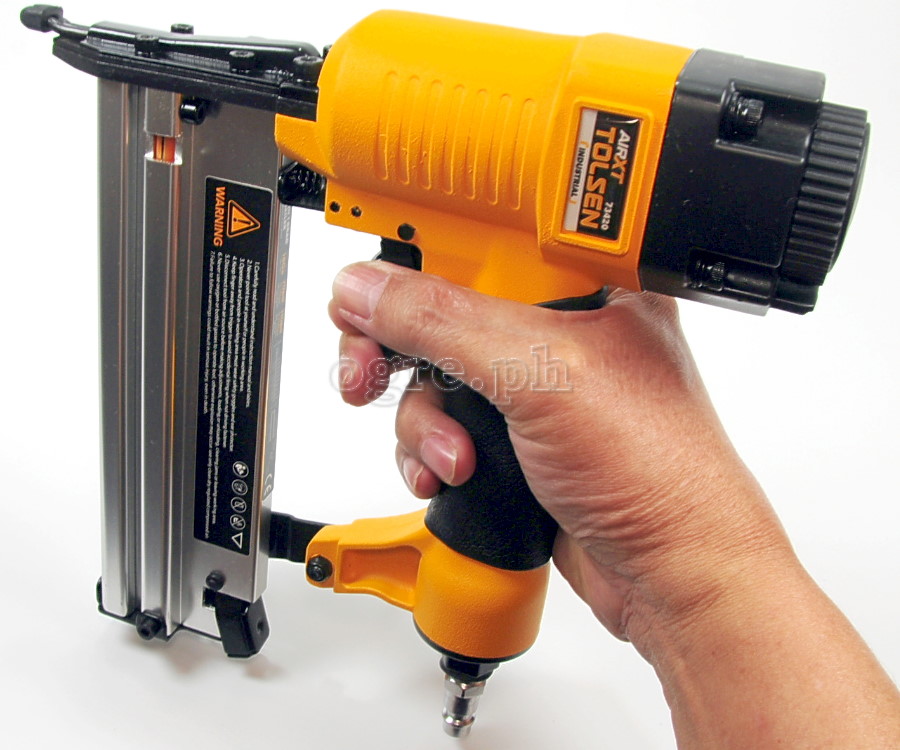 73420 Industrial 2 in 1 Pneumatic Brad Nailer