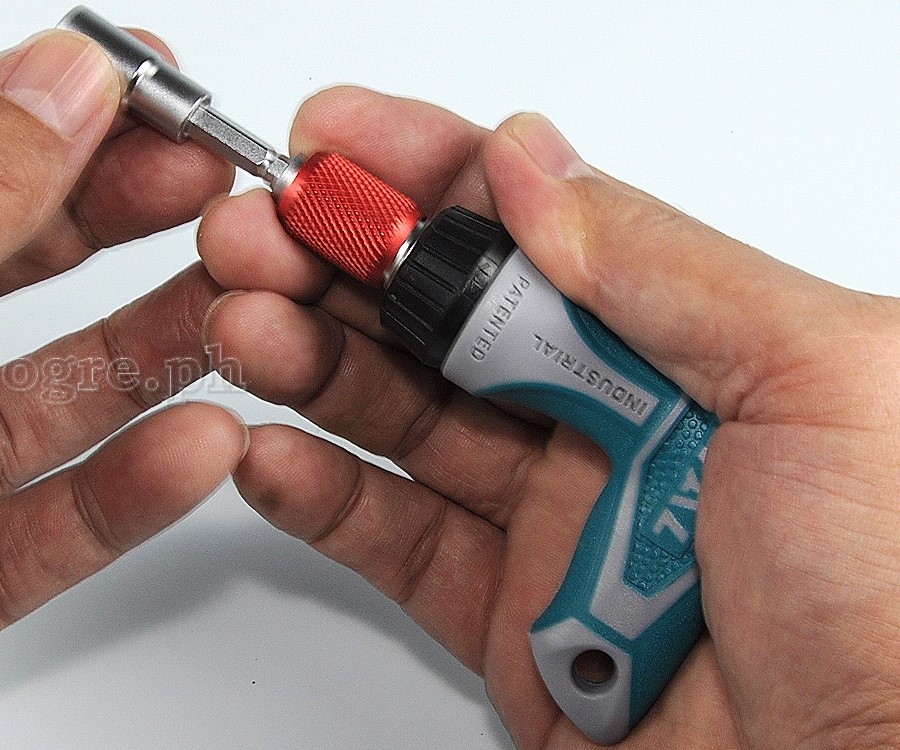 TACSD30186 24 Pcs T-Handle Ratchet with Bits Set