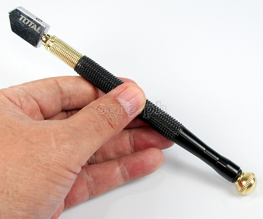 THT561781 Heavy-Duty Glass Cutter