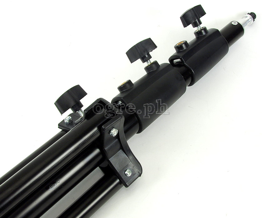 W806P Heavy Duty Large Light Stand Spring Cushioned with Twist Locks 276cm (9ft)