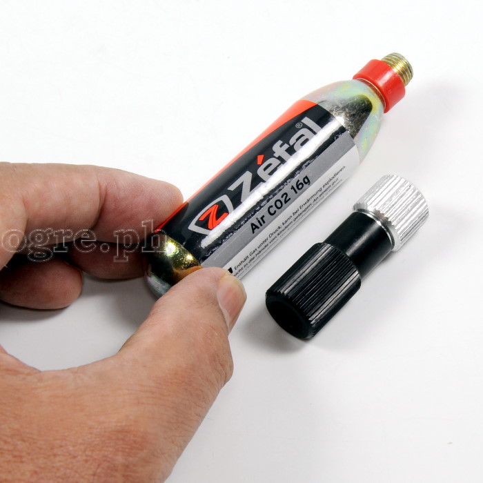 4015 EZ Control Mini CO2 Inflator