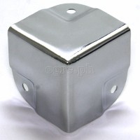 FN03 Flight Case Medium Flat Corner w/ Offset, 3 holes 50 x 50 mm, Chrome, Set of 4