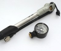 GS-03 Shock Pump with Removable Gauge