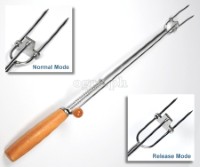 FQ-BQ603 43cm (17”) Barbecue Fork with Push-to-Release Handle