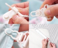 MB0020 Pack of 4 Adjustable Bed Sheet Grippers