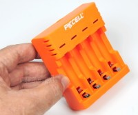 8146 PK- USB Fast Charger for Ni-MH/Ni-Cd AA/AAA Rechargeable Batteries