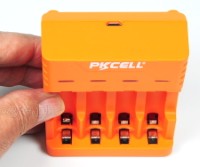 8146 PK- USB Fast Charger for Ni-MH/Ni-Cd AA/AAA Rechargeable Batteries