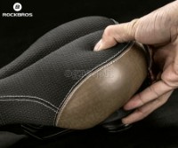 FU-3300L Wide Rainproof Bike Saddle with High Density Memory Foam and Built-In Tail Light