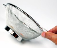 51605 Small Stainless Steel Mesh Colander with Handles 17.5cm (6.9”)