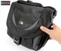 5723 Zuma 3 Camera / Tablet Shoulder Bag