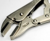 10048 Industrial Locking Pliers Flat Jaws 250mm (10”)
