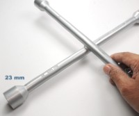 15079 Cross Rim Wrench 355mm (14”)