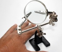 38090 Mini Helping Hand with 62mm (2.4") 3x Magnifier