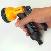 57100 8 Pattern Nozzle with Soft Trigger Handle