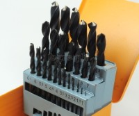 75082 25pcs HSS Drill Bits Set