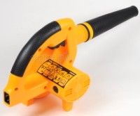 79606 2-in-1 Blower / Vacuum 600w